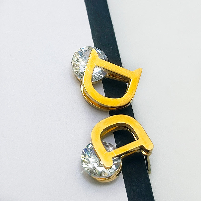Anting Huruf D Wanita - Stainless Steel Anti Kusam, Hadiah Elegan