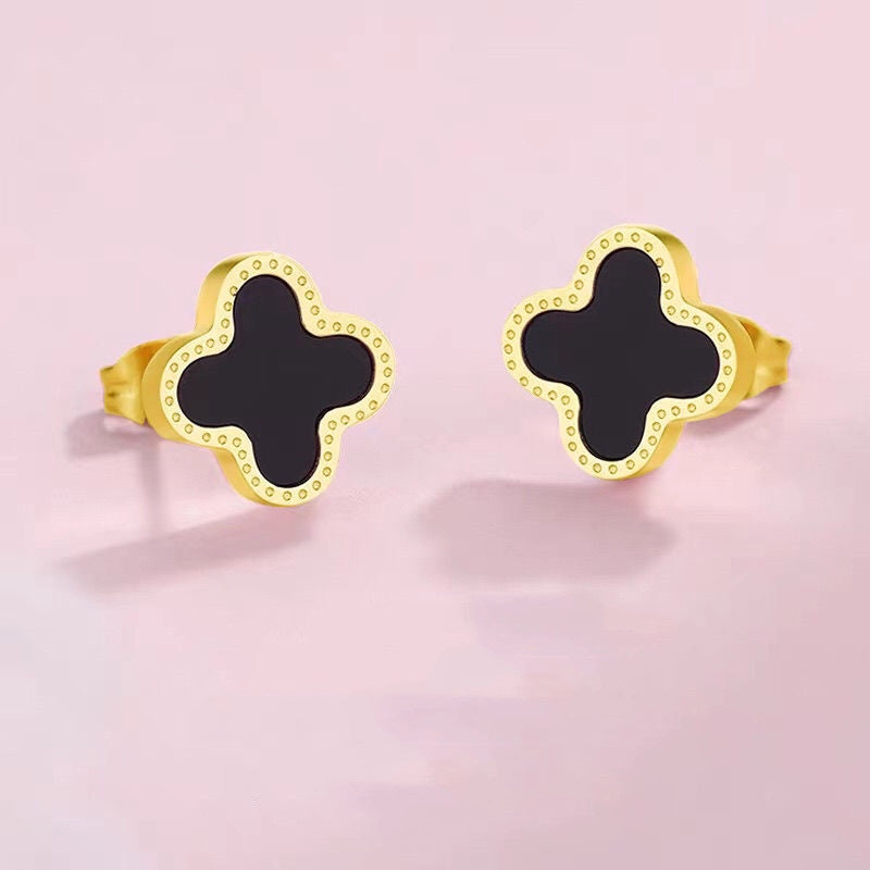 Anting Four Leaf Clover 18k Emas Hypoallergenic untuk Wanita - Hikaw Stud | Perhiasan Hadiah Elegan - 我的商店
