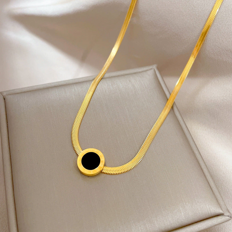 Kalung Wanita Liontin Bulat Romawi Elegan Minimalis perhiasandirect