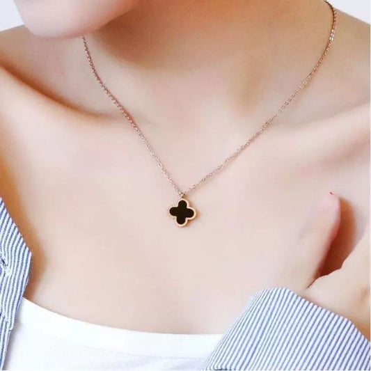 Four Leaf Clover Kalung - Baja Tahan Karat Antialergi dan Antidebu, Gaya Korea - 我的商店