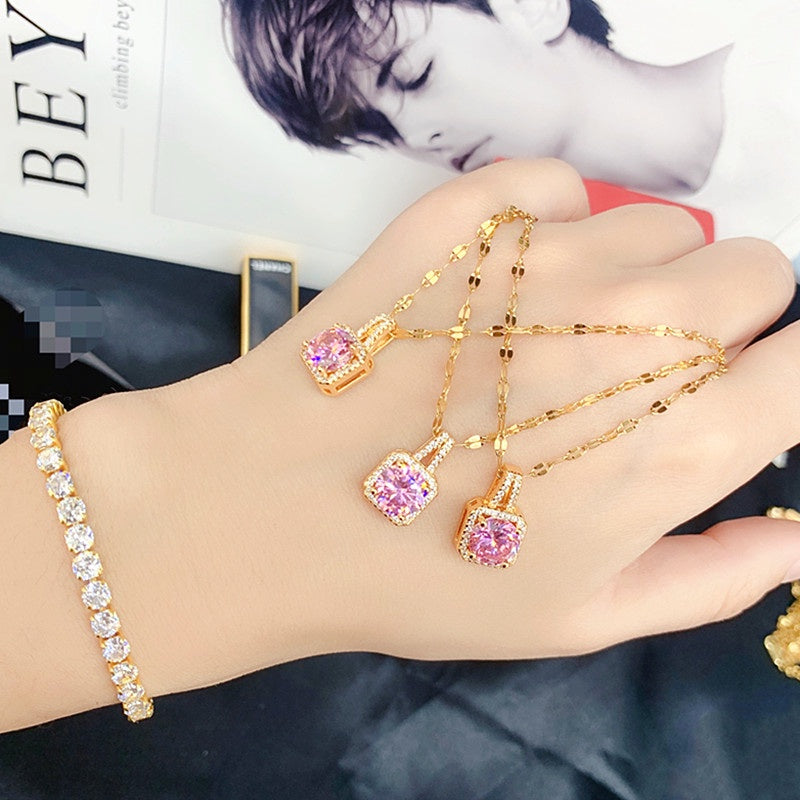 Kalung Wanita Liontin Berlian Kotak - Stainless Steel Lapis Emas, Tidak Kusam, Elegan & Mewah! - 我的商店