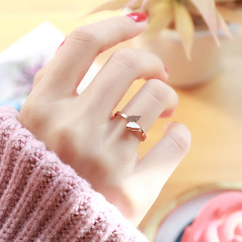 Cincin Kupu-Kupu Vintage untuk Wanita - Singsing Emas Anti Pudar | Aksesoris Perhiasan Elegan