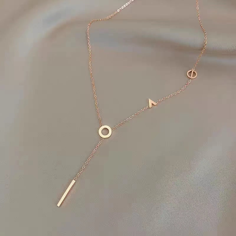 Kalung Love Letters Wanita - Liontin Huruf Romantis Stainless Steel Anti Kusam - 我的商店