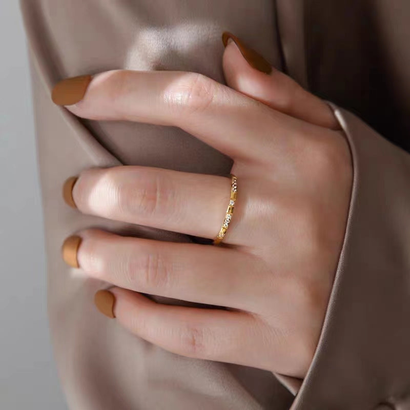 Cincin Berlian untuk Wanita - Cincin Emas Stainless Steel Anti Pudar | Perhiasan Elegan - 我的商店
