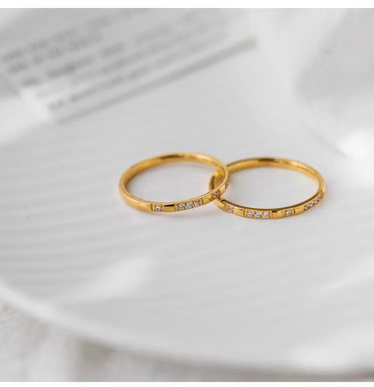 Cincin Berlian untuk Wanita - Cincin Emas Stainless Steel Anti Pudar | Perhiasan Elegan - 我的商店