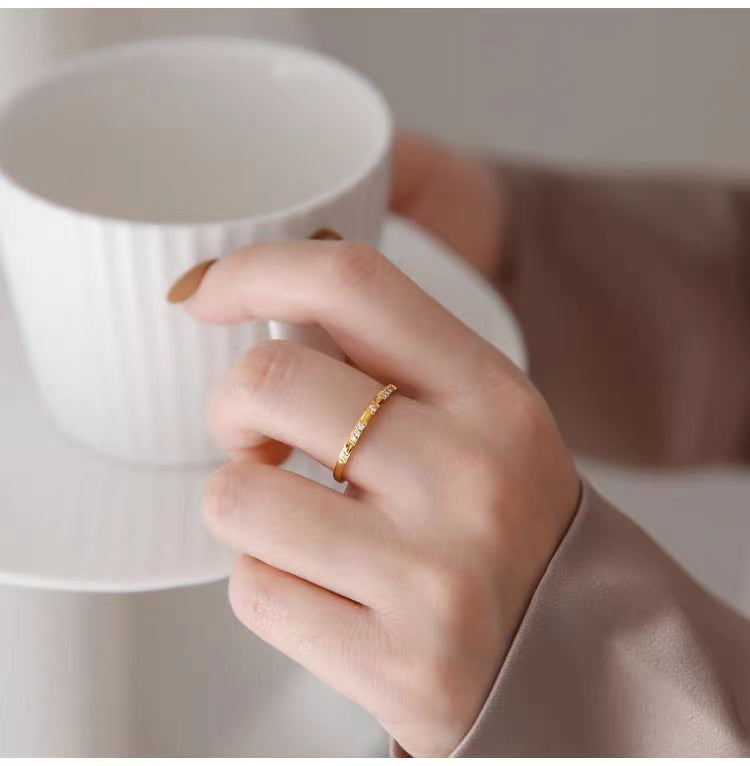 Cincin Berlian untuk Wanita - Cincin Emas Stainless Steel Anti Pudar | Perhiasan Elegan - 我的商店