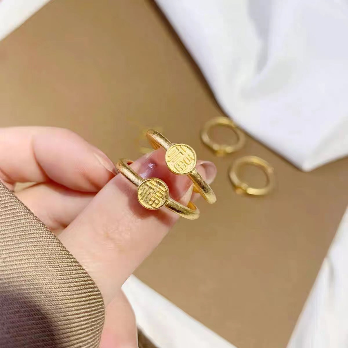 Cincin Singsing Stainless untuk Wanita "China Fu" - 18k Emas Anti Pudar & Hypoallergenic | Aksesoris Perhiasan Elegan - 我的商店