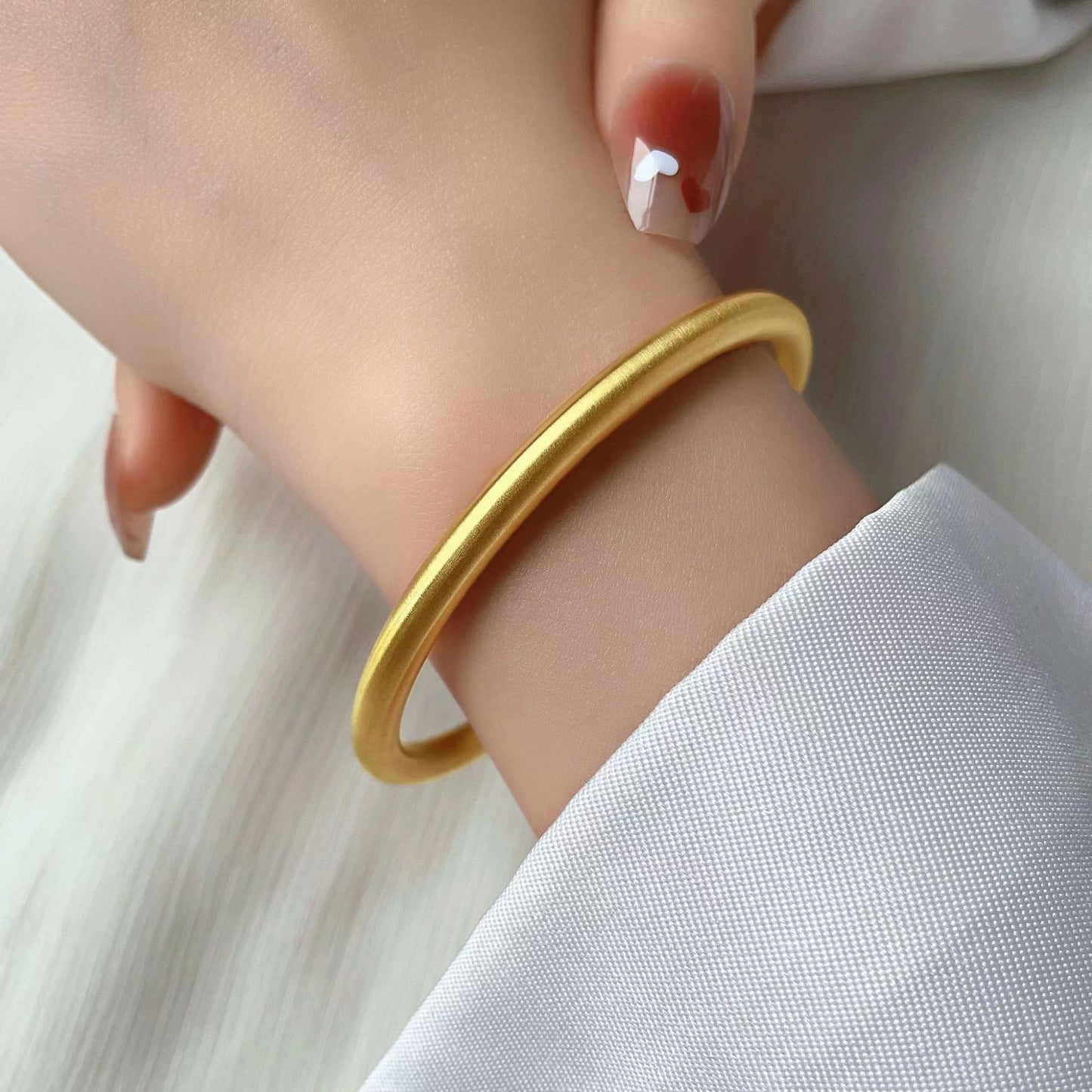 Gelang Bangle Emas untuk Wanita - Stainless Steel Vintage Anti Pudar | Aksesoris Perhiasan Elegan - 我的商店