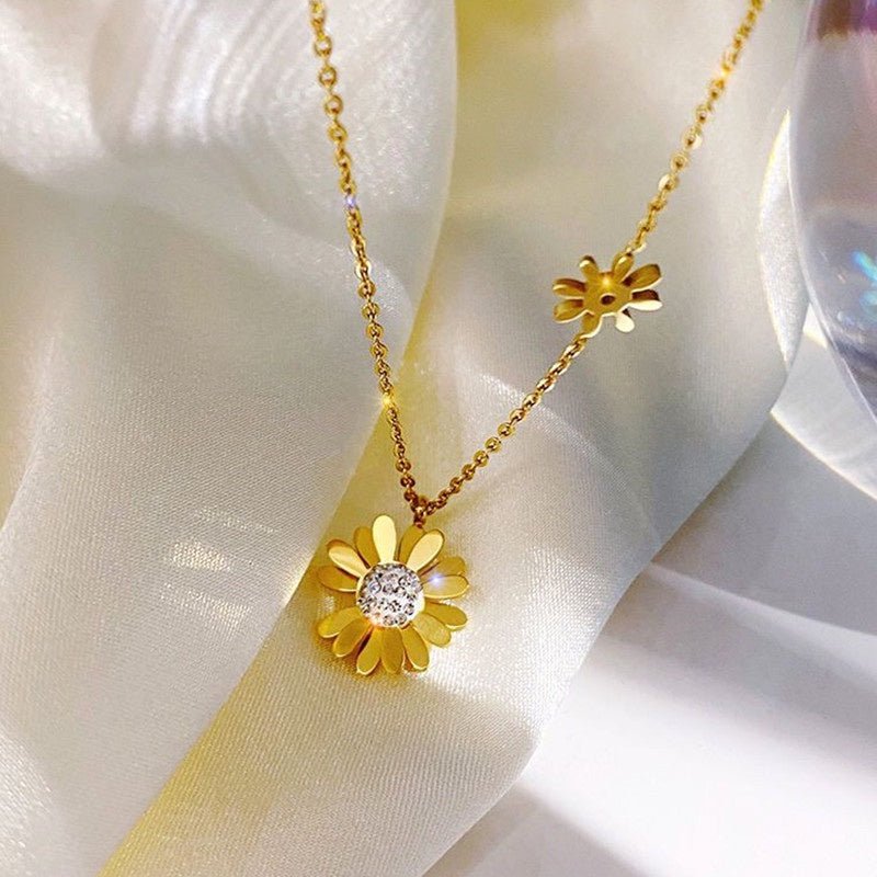 Gosir Kalung Wanita Liontin Bunga Daisy - Stainless Steel Lapis Emas, Tidak Kusam, Elegan & Trendi! - 我的商店