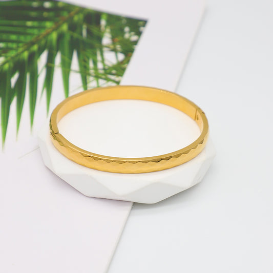 Gelang Bangle Emas untuk Wanita - Stainless Steel Anti Pudar | Aksesoris Perhiasan Elegan - 我的商店