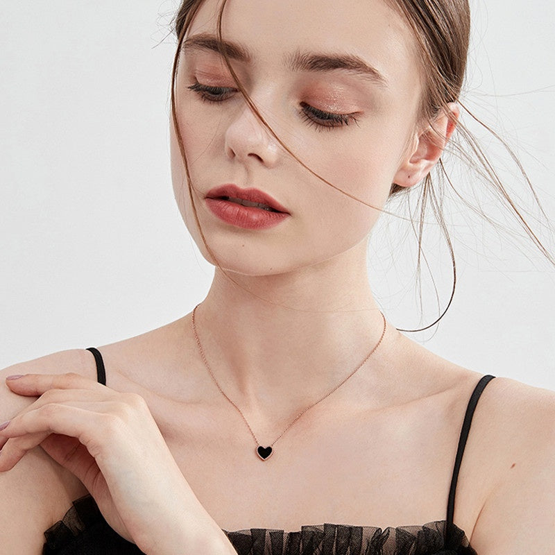 Kalung Choker Wanita Vintage - Warna Emas, Hitam & Merah, Stainless Steel Anti Kusam - 我的商店