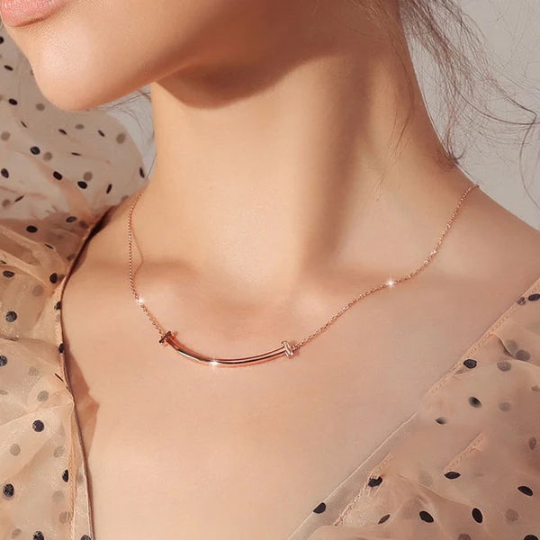 Kalung Senyum Emas Rose 18K - Rantai Klavikula Minimalis & Anti Karat untuk Wanita - 我的商店