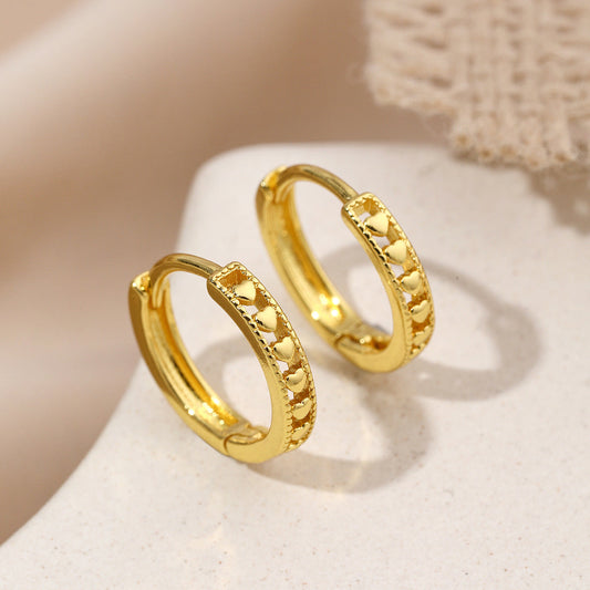 Anting Hati Wanita Titanium – Desain Berongga Elegan, Anti Karat & Tidak Luntur-product1
