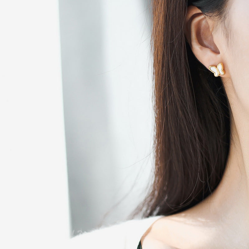 Anting Kupu-Kupu Elegan – Stainless Steel, Shell, Berlapis Emas 18K perhiasandirect
