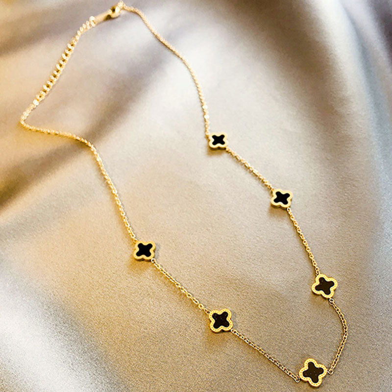 Four-leaf Clover Set Kalung Keberuntungan - Perhiasan Wanita Anti Karat dari Baja Tahan Karat10