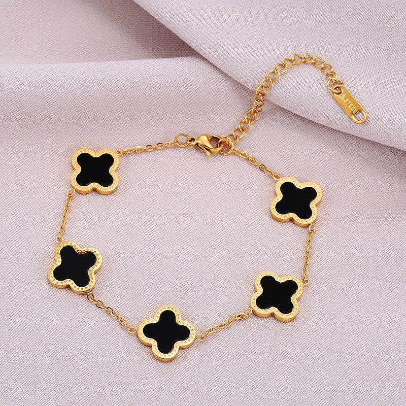 Four-leaf Clover Set Kalung Keberuntungan - Perhiasan Wanita Anti Karat dari Baja Tahan Karat13