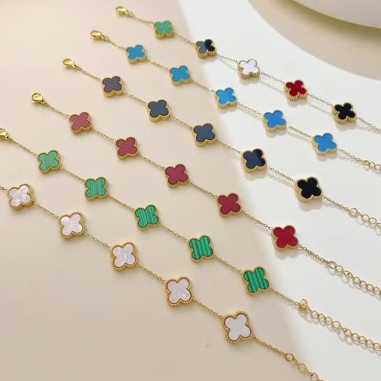 Four-leaf Clover Set Kalung Keberuntungan - Perhiasan Wanita Anti Karat dari Baja Tahan Karat2