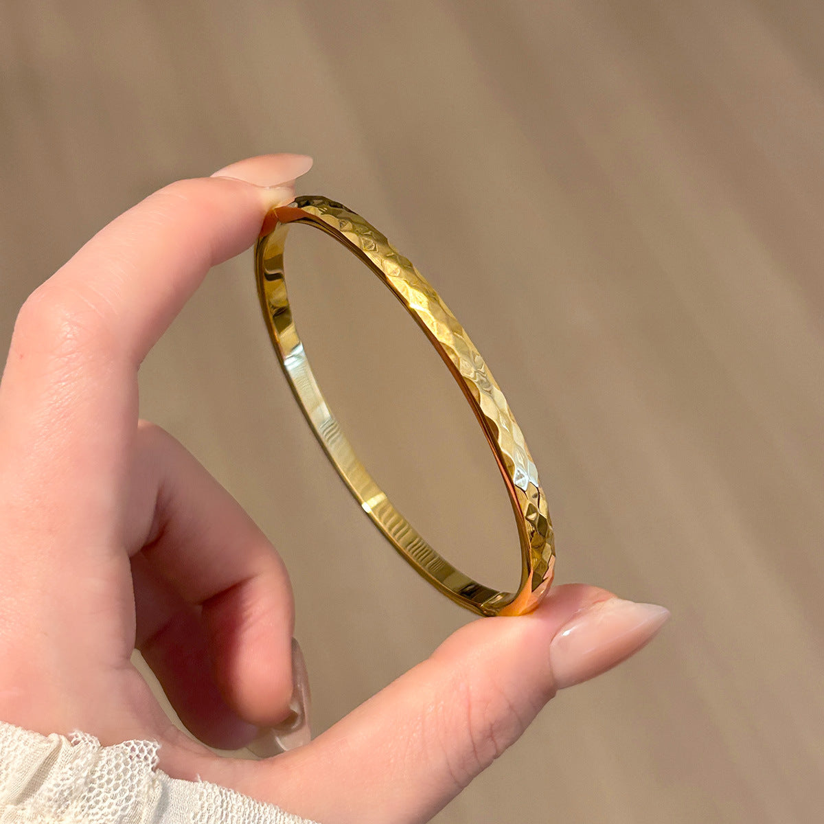 Gelang Berlian Titanium Gaya Eropa-Amerika – Elegan, Trendi, Harga Pabrik perhiasandirect