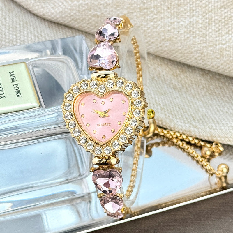 Gelang Dekoratif Bentuk Bunga Cinta Jam Kuarsa Dial Berlian Tali Tarik Jam Tangan Fashion Wanita4