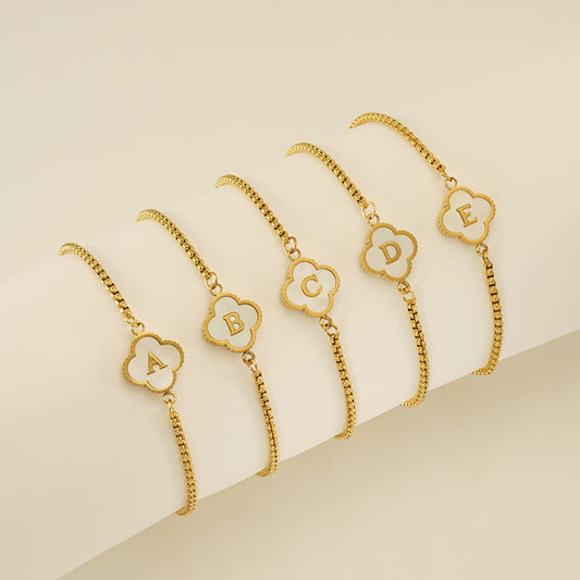 Gelang Fashion Four-Leaf Lucky Clover Huruf Inisial Nama Anda Berlapis Emas Dapat Disesuaikan - perhiasandirect1