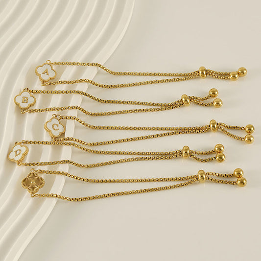 Gelang Fashion Four-Leaf Lucky Clover Huruf Inisial Nama Anda Berlapis Emas Dapat Disesuaikan - perhiasandirect2