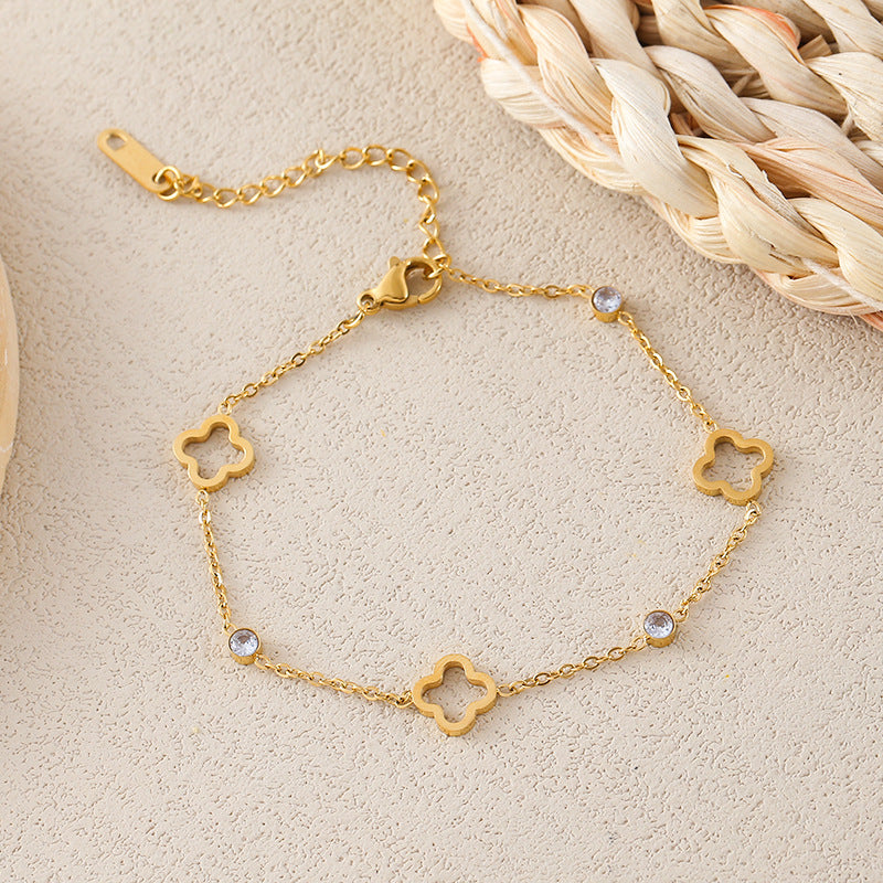 Gelang Four-leaf clover Stainless Wanita gold Perhiasan -Bracelets, Model Terbaru Aksesoris Gold - perhiasandirect