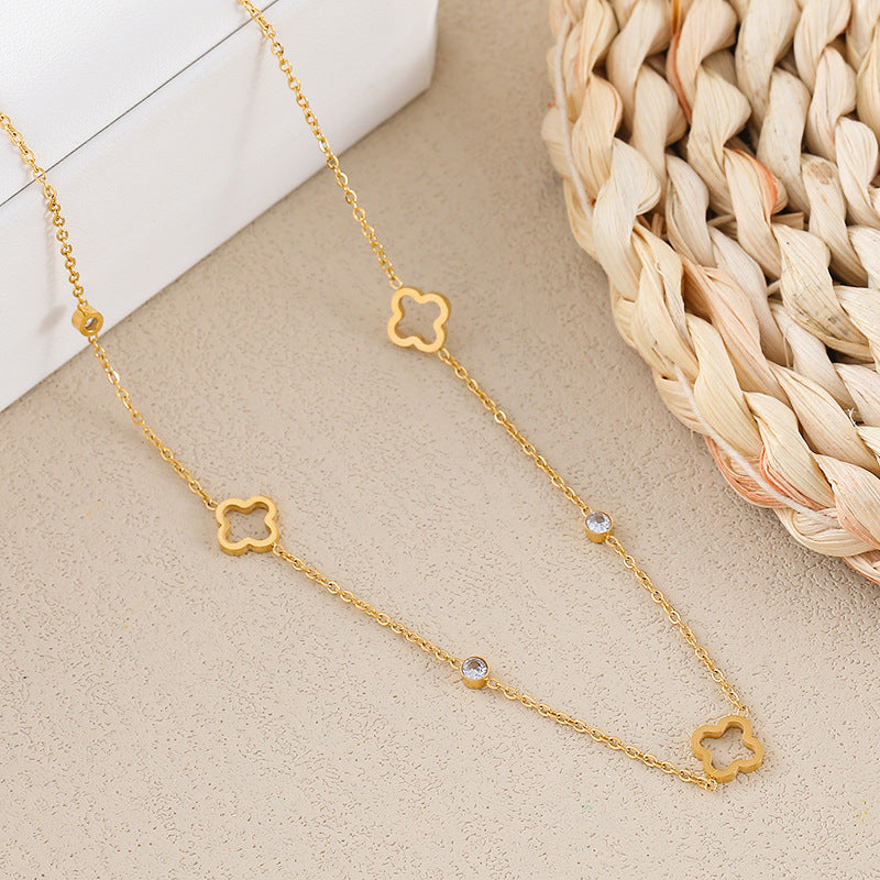 Gelang Four-leaf clover Stainless Wanita gold Perhiasan -Bracelets, Model Terbaru Aksesoris Gold - perhiasandirect