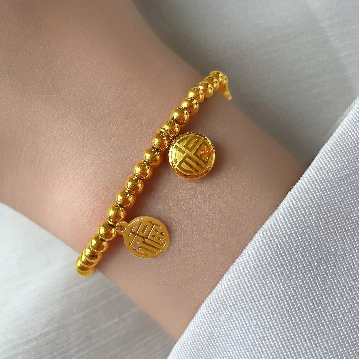 Gelang Lucky Charms 2025 Wanita - Manik Emas 18k & Simbol 'FU' Pembawa Kebahagiaan, Gelang Stainless Steel Elegan, Grosir Harga Terbaik 8