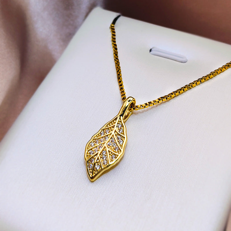 Grosir Kalung Daun Baja Tahan Karat untuk Wanita – Liontin Emas, Rantai Elegan, Aksesoris Perhiasan - 我的商店