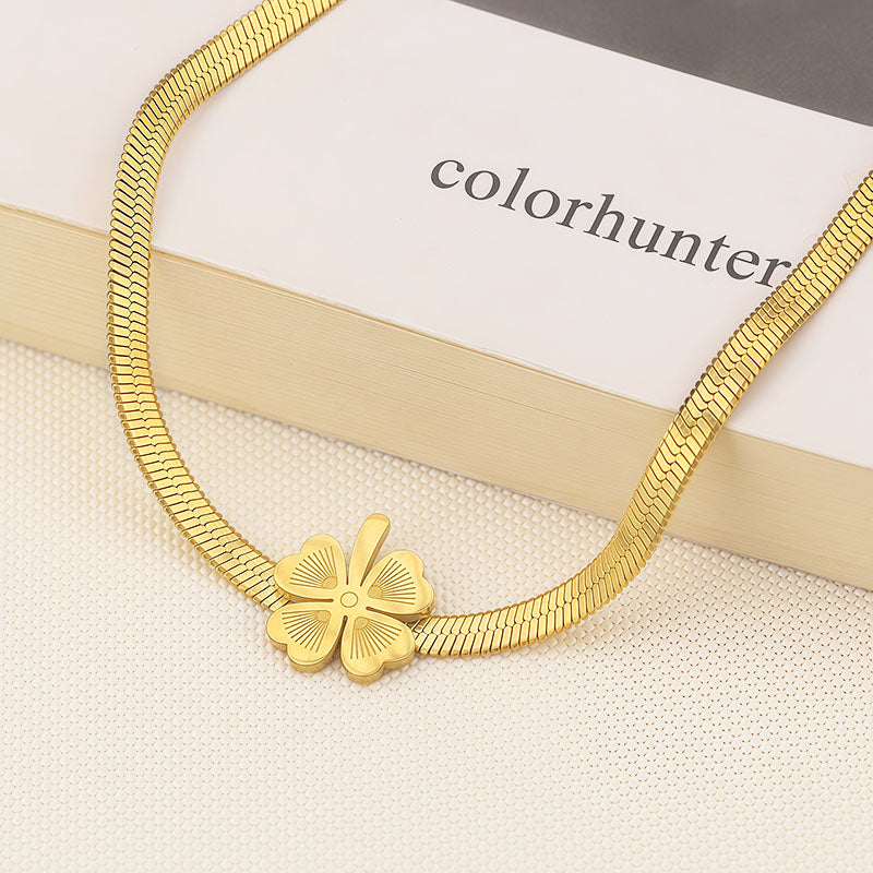 Jam Tangan titanium four-leaf clover Jam tangannya - Gelang Wanita Elegan Bermotif four-leaf clover 我的商店