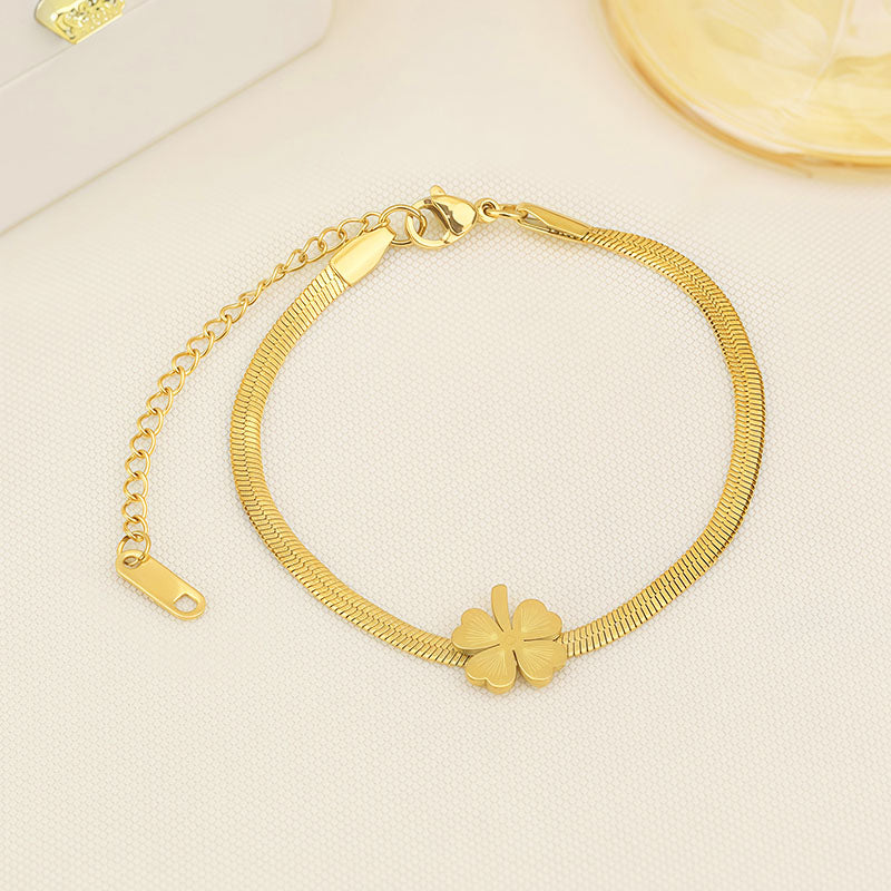 Jam Tangan titanium four-leaf clover Jam tangannya - Gelang Wanita Elegan Bermotif four-leaf clover 我的商店