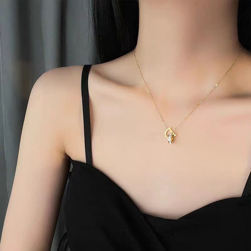 Kalung D Emas Wanita - Perhiasan Fashion Anti Kusam Elegan, Aksesoris Trendy, Hadiah Spesial, Grosir Harga Terbaik1