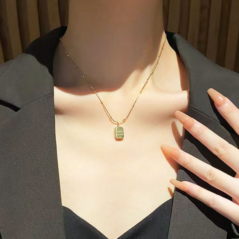 Kalung Kotak Emas 18k Wanita - Perhiasan Stainless Steel Elegan, Pendant Pembawa Keberuntungan, Hadiah untuk Pacar, Grosir Harga Terjangkau 1