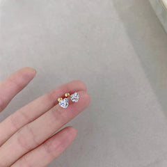 Anting Tulang Telinga Bentuk Love Zircon – Titanium Steel Anti Alergi & Gaya Korea Elegan