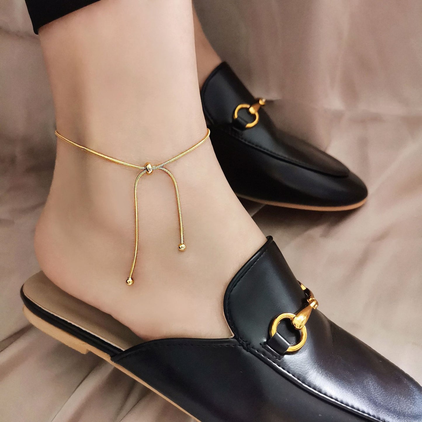 Gelang Kaki Emas untuk Wanita – Rantai Stainless Anti Luntur, Aksesori Minimalis Pantai - 我的商店