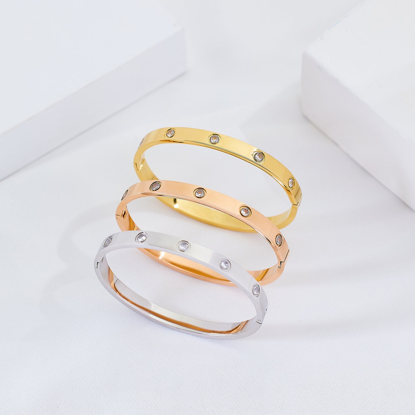 Gelang Berlian Mewah 18k Emas untuk Wanita - Bangle Stainless Steel Anti Pudar | Aksesoris Perhiasan Elegan - 我的商店