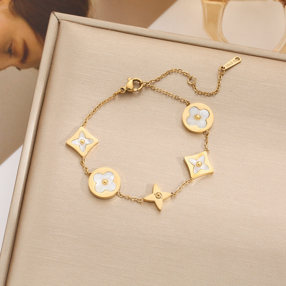 Gelang Wanita Daun Semanggi - Stainless Steel Anti Kusam, Aksesoris Gaya Korea - 我的商店