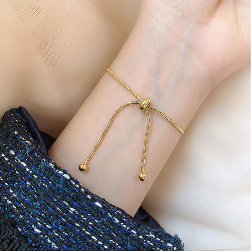 Gelang Wanita Stainless Steel Lapis Emas 18K - Minimalis, Elegan & Awet! - 我的商店