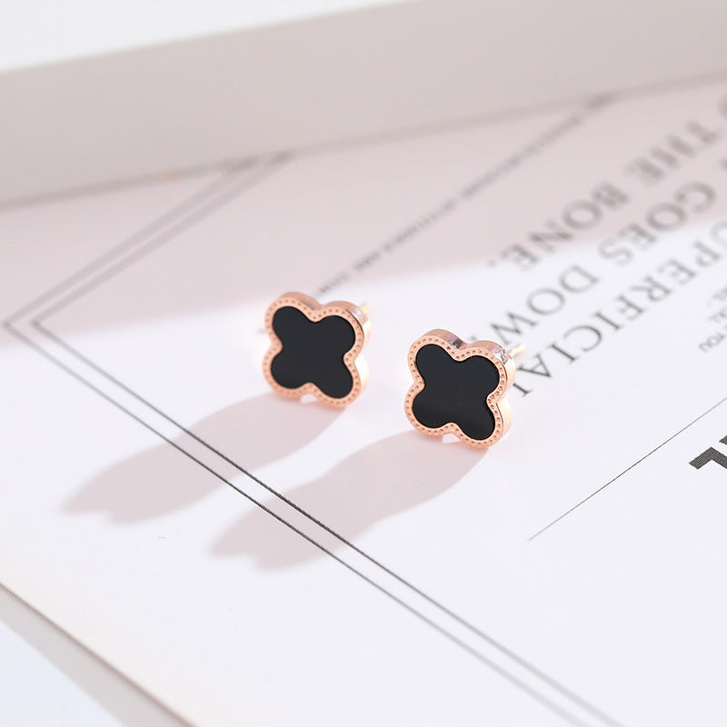 Anting Four Leaf Clover 18k Emas Hypoallergenic untuk Wanita - Hikaw Stud | Perhiasan Hadiah Elegan - 我的商店
