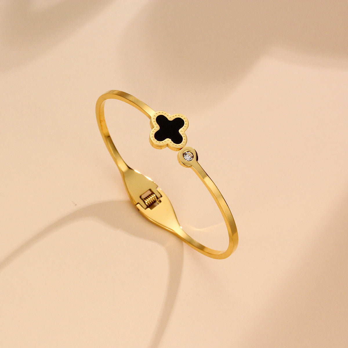 Gelang Bangle Four Leaf Clover untuk Wanita - Stainless Steel Anti Pudar | Aksesoris Perhiasan Elegan - 我的商店