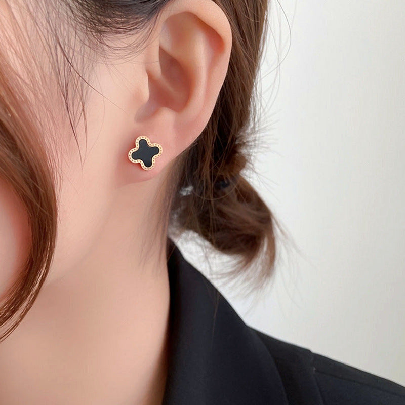 Anting Four Leaf Clover 18k Emas Hypoallergenic untuk Wanita - Hikaw Stud | Perhiasan Hadiah Elegan - 我的商店