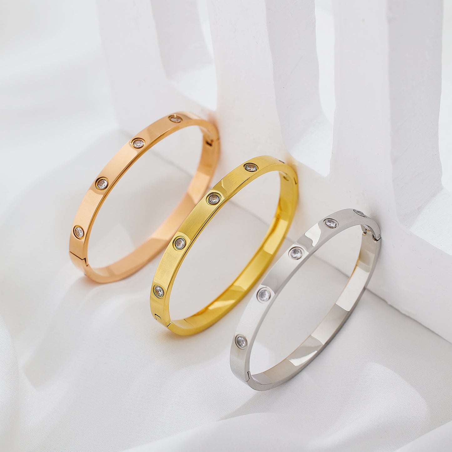 Gelang Berlian Mewah 18k Emas untuk Wanita - Bangle Stainless Steel Anti Pudar | Aksesoris Perhiasan Elegan - 我的商店