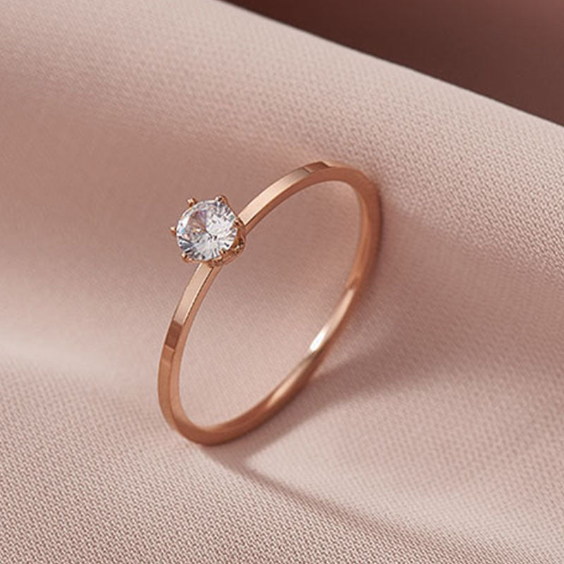 Cincin Berlian 1 Karat Wanita - Titanium Steel Lapis Rose Gold, Anti Karat untuk Tunangan & Pernikahan - 我的商店