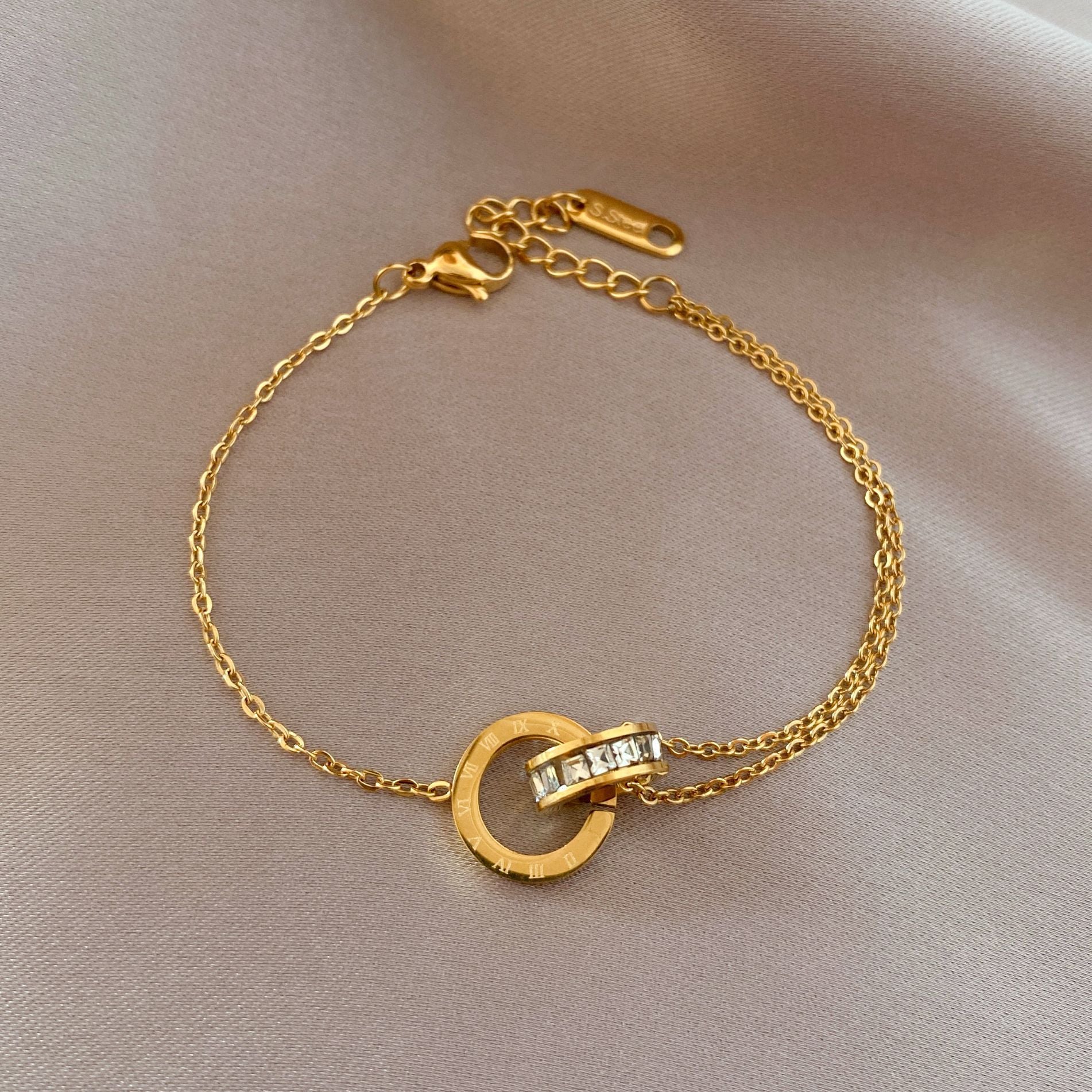 Gelang Double Circle Roman untuk Wanita - Stainless Steel 18k Emas Anti Pudar | Aksesoris Perhiasan Elegan - 我的商店