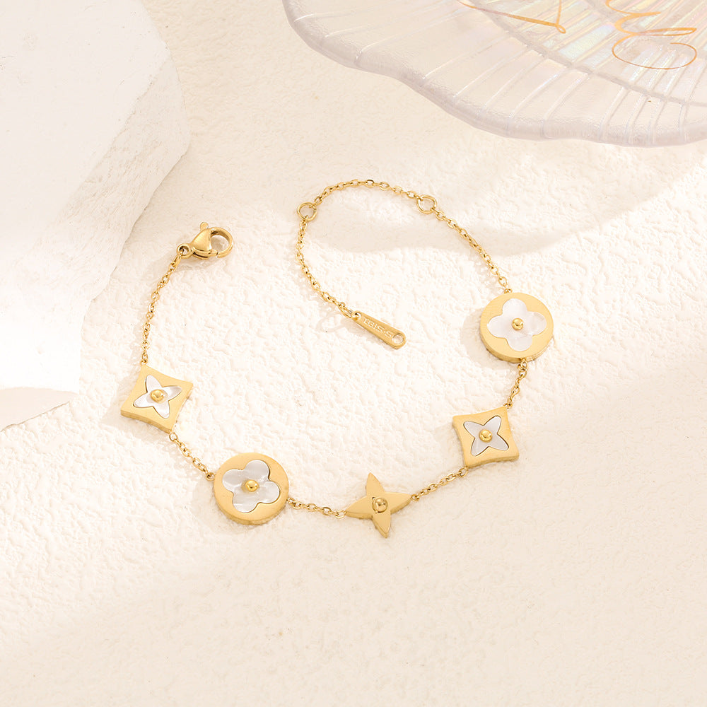 Gelang Wanita Daun Semanggi - Stainless Steel Anti Kusam, Aksesoris Gaya Korea - 我的商店