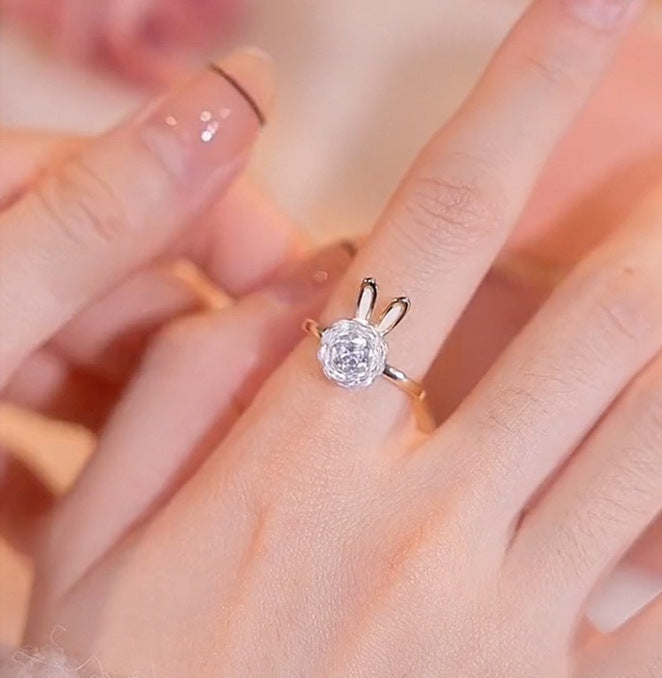 Cincin Wanita Kelinci Berputar - Stainless Steel, Berlian, Elegan & Trendi! - 我的商店