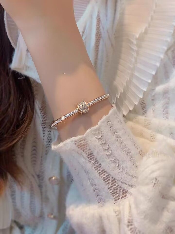 Gelang Fashion untuk Wanita - Berlian Lingkaran Stainless Steel | Perhiasan Mewah Hadiah Elegan - 我的商店