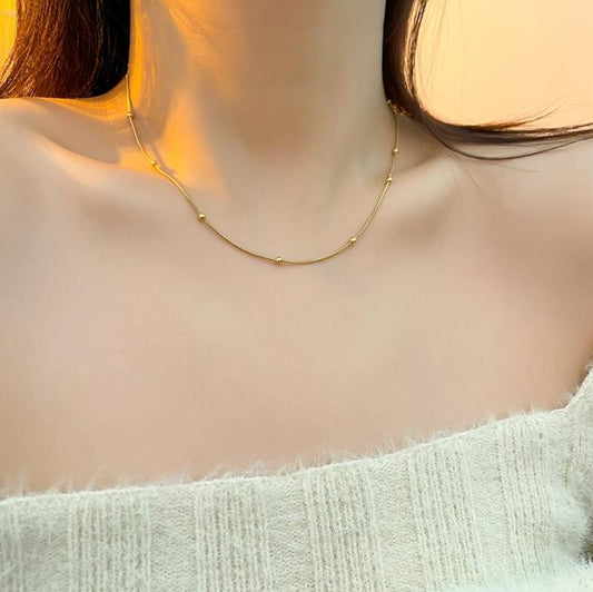 Kalung Wanita Manik Lapis Emas 18K - Stainless Steel, Sederhana, Terjangkau & Cocok untuk Keberuntungan! - 我的商店