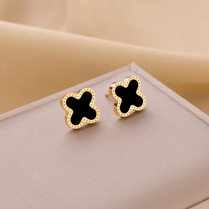 Kalung Four-leaf Clover  Liontin Berlian - Baja Titanium berlapis emas, tidak kusam, elegan dan modis! 我的商店