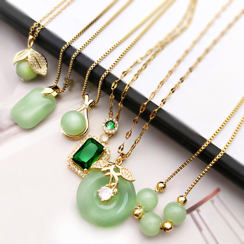Kalung Giok Emas 18K untuk Wanita – Liontin Rantai Baja Tahan Karat, Perhiasan Elegan, Hadiah untuk Sahabat - 我的商店